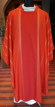 rote Kasel mit Kelchvelum