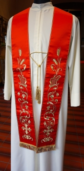 rote Rochettstola, barock, Ähren und Trauben