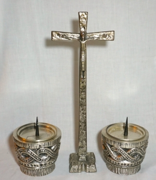 Altarstehkreuzgarnitur, Bronze versilbert
