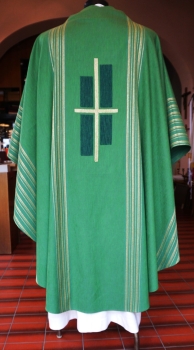 grünes Messkleid