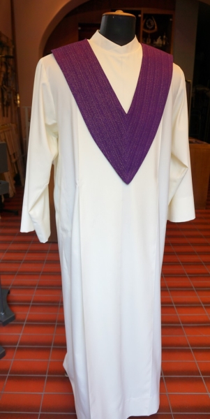 Lektorenkragen violett, Breite: 12 cm