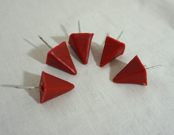5 Stück Osternägel in rot