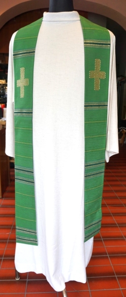 Priesterstola , gestickte Kreuze