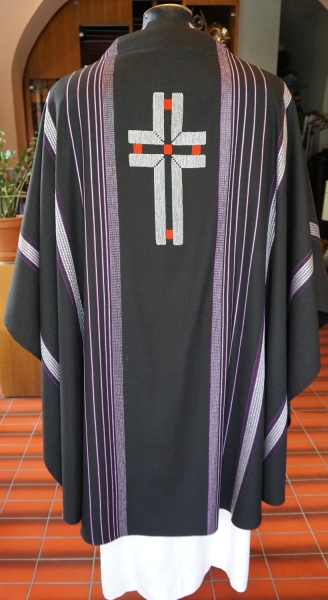 schwarze Kasel, Symbolik Wundmahle