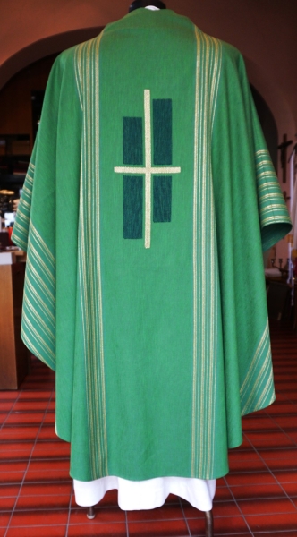 grünes Messkleid