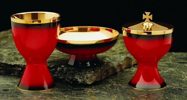 Set mit Kelch, Hostienschale und Ciborium