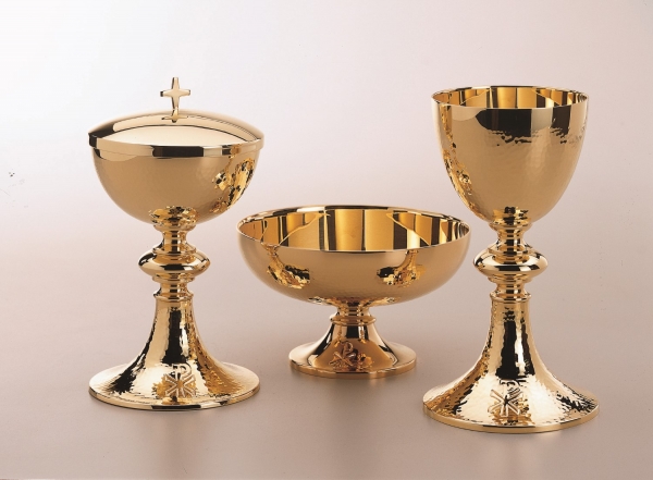 Set mit Kelch, Hostienschale und Ciborium